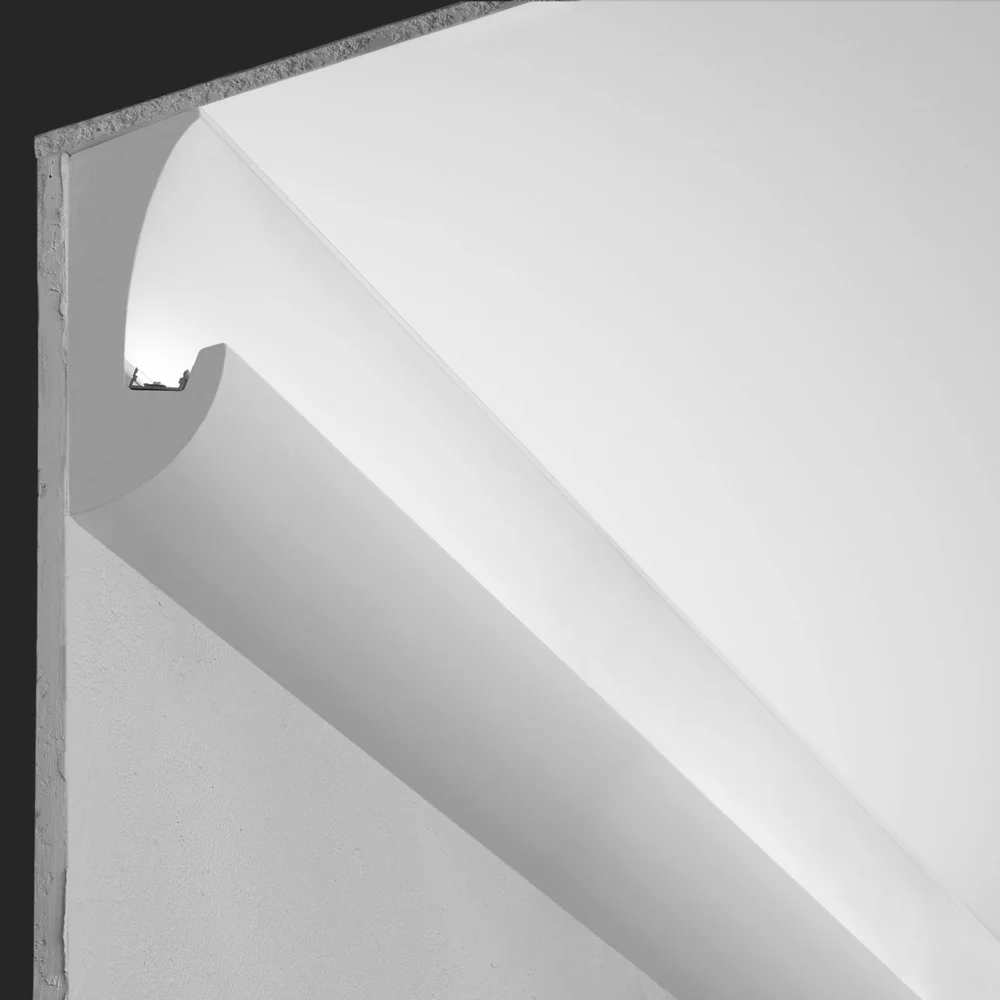 Nobile Gesso angolare P18