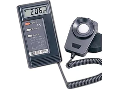 TES-1330A / TES-1332A / TES-1334A — Luxmetro