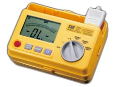 TES-1604 — Misuratore di isolamento (interfaccia RS-232)