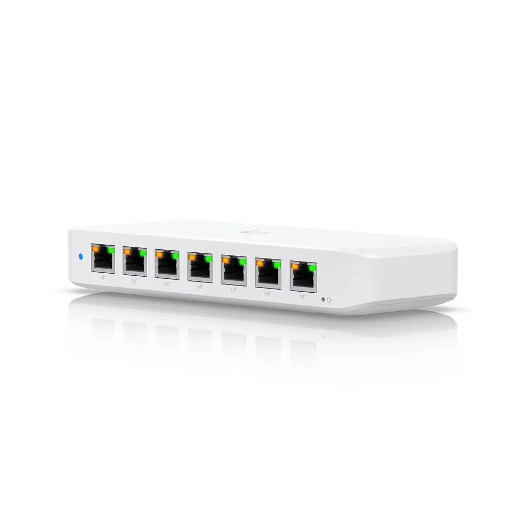 Switch Ultra 210W — UniFi switch di rete gestito